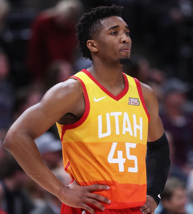 亲身参与 亲身参与