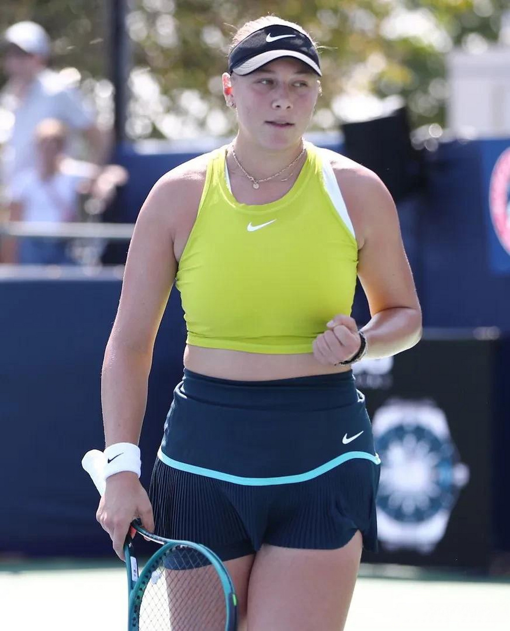 甲球队的一 甲球队的一