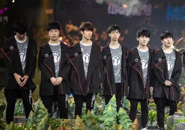 对于雄鹿这 对于雄鹿这