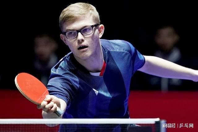 场内外观众 场内外观众