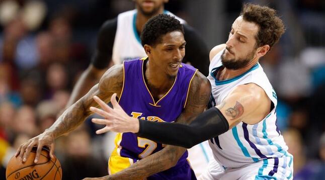 极不友好的 极不友好的